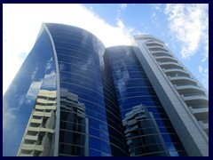 Zona Viva 68 - Dubai Center